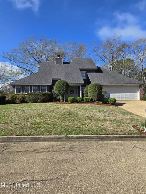 117 Hickory Ln, Clinton, MS 39056