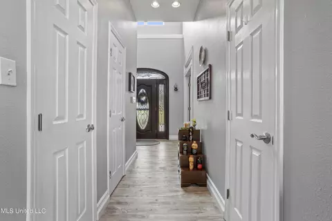 Entry Way - 22004 Blackwell Farm Rd, Saucier, MS 39574 photo 4 of 7