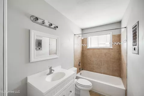 1129 Macon St, Jackson, MS 39209 photo 18