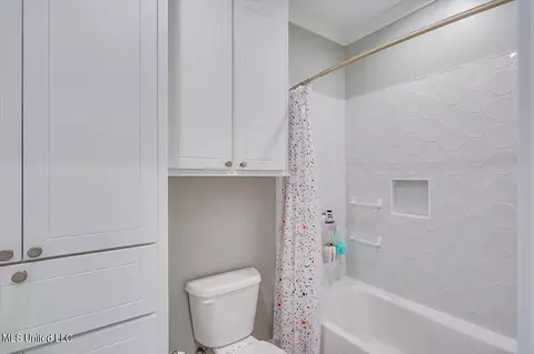Bath - 136 Catherine Blvd, Clinton, MS 39056 photo 7 of 7