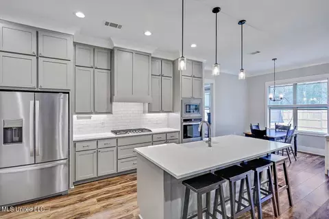 Kitchen - 136 Catherine Blvd, Clinton, MS 39056 photo 2 of 7