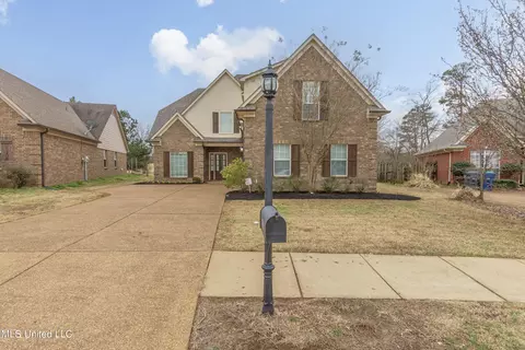 791 S Classic Dr, Hernando, MS 38632