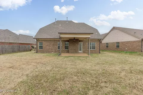 Exterior - 791 S Classic Dr, Hernando, MS 38632 photo 5 of 6