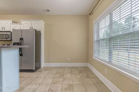 Kitchen - 791 S Classic Dr, Hernando, MS 38632 photo 5 of 5
