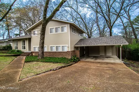 Exterior - 4035 Cabell Ln, Jackson, MS 39206 photo 2 of 8