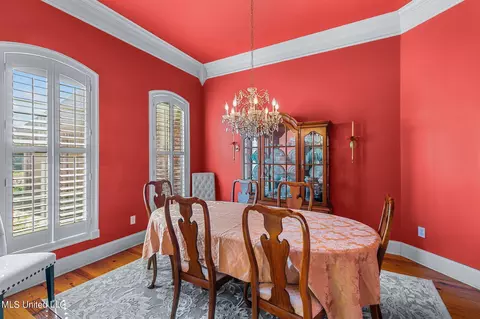 Dining - 210 Legacy Dr, Brandon, MS 39042 photo 1 of 2