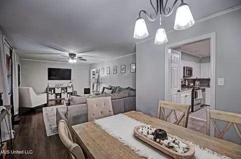 Dining - 1416 Winchester St, Jackson, MS 39211 photo 2 of 2
