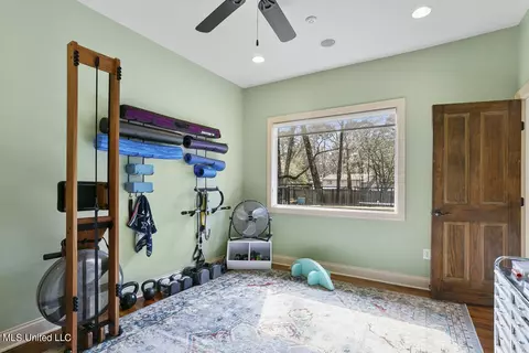 Bedroom - 4433 Wedgewood St, Jackson, MS 39211 photo 2 of 7
