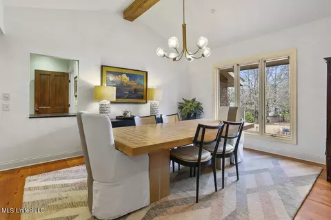 Dining - 4433 Wedgewood St, Jackson, MS 39211 photo 1 of 2