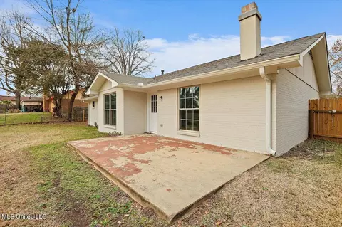 Exterior - 123 Oakridge Dr, Jackson, MS 39212 photo 8 of 8