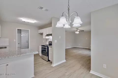 Kitchen - 123 Oakridge Dr, Jackson, MS 39212 photo 5 of 5
