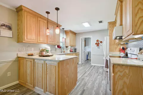 Kitchen - 8196 Curry Rd, Biloxi, MS 39532 photo 1 of 4