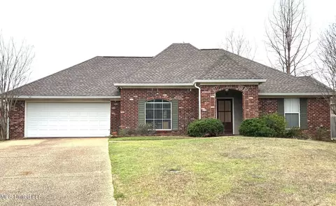 610 E Abbey Pl, Brandon, MS 39047