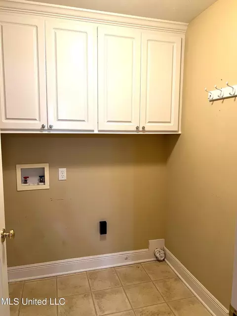 Other - 610 E Abbey Pl, Brandon, MS 39047 photo 1 of 3