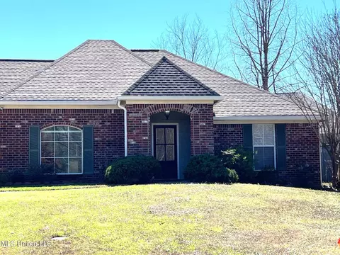 Exterior - 610 E Abbey Pl, Brandon, MS 39047 photo 4 of 4