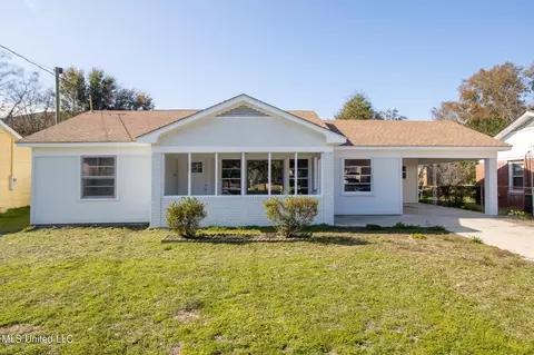 239 Bleuer Dr, Biloxi, MS 39531