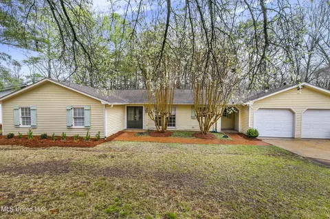 4676 Cheryl Dr, Jackson, MS 39211