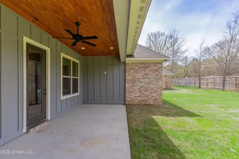 Exterior - 122 Trace Pointe Pl, Clinton, MS 39056 photo 10 of 26