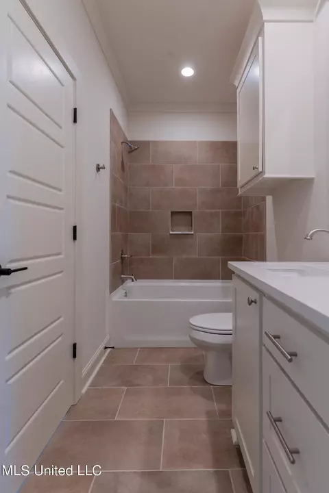 Bath - 122 Trace Pointe Pl, Clinton, MS 39056 photo 12 of 13