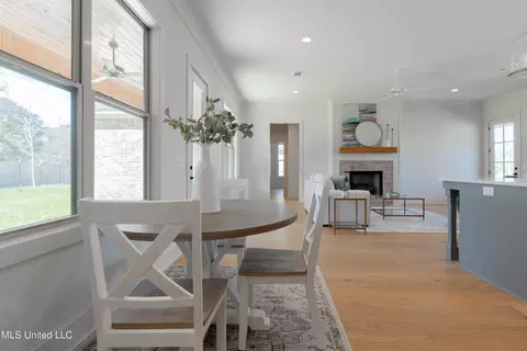 Dining - 122 Trace Pointe Pl, Clinton, MS 39056 photo 3 of 3