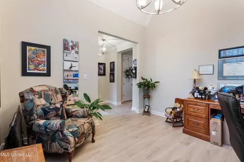 Entry Way - 3302 Kreunen St, Nesbit, MS 38651 photo 2 of 2