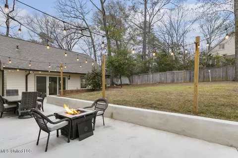 Exterior - 4646 Northampton Dr, Jackson, MS 39211 photo 6 of 8