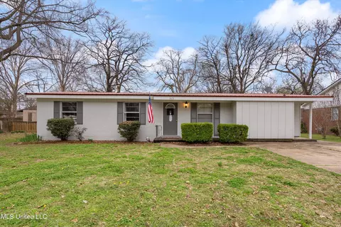 1673 Kenny Hill Ave, Tunica, MS 38676