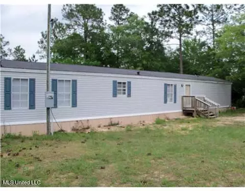 21624 Crown Rd, Gulfport, MS 39503