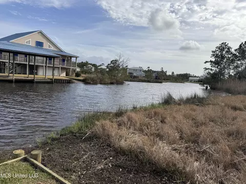 0 E Bayou View Dr, Bay Saint Louis, MS 39520