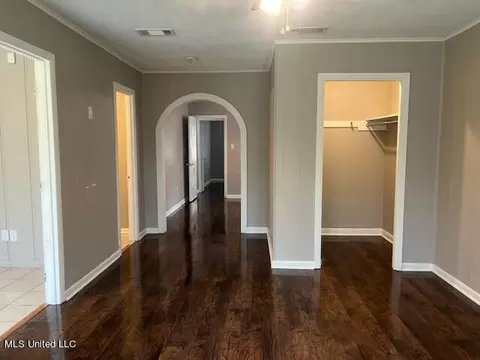 Entry Way - 3070 Suncrest Dr, Jackson, MS 39212 photo 1 of 1