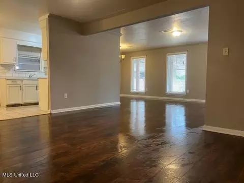 Other - 3070 Suncrest Dr, Jackson, MS 39212 photo 2 of 7