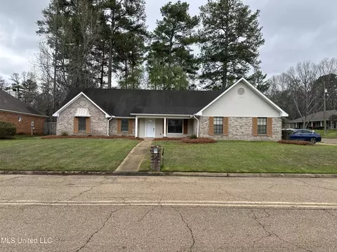 4955 Brookwood Pl, Byram, MS 39272