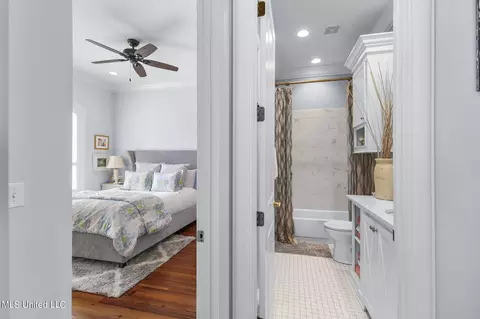 Bedroom - 1416 Windrose Dr, Brandon, MS 39047 photo 4 of 6