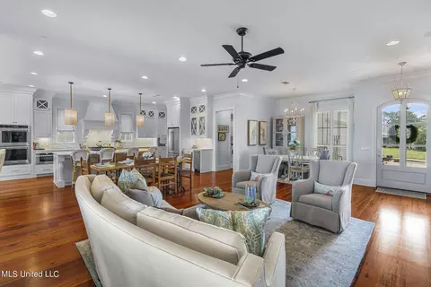 Living - 1416 Windrose Dr, Brandon, MS 39047 photo 1 of 5