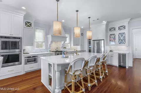 Kitchen - 1416 Windrose Dr, Brandon, MS 39047 photo 1 of 11