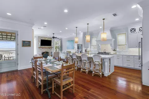 Dining - 1416 Windrose Dr, Brandon, MS 39047 photo 3 of 3