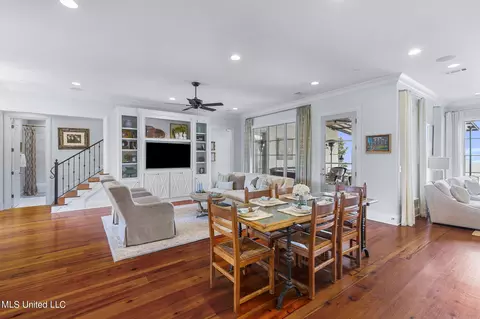 Dining - 1416 Windrose Dr, Brandon, MS 39047 photo 2 of 3