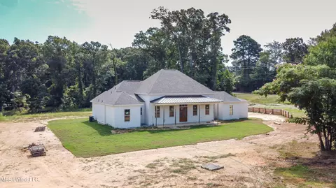 6603 Wirtz Rd, Flowood, MS 39232