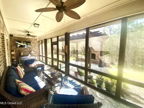 Exterior - 254 Bellamy Ct, Flowood, MS 39232 photo 13 of 24