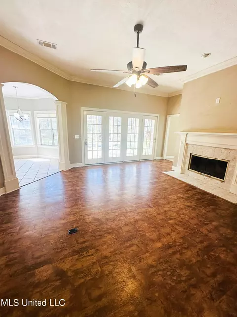 Living - 143 Timber Green Ln, Canton, MS 39046 photo 2 of 2