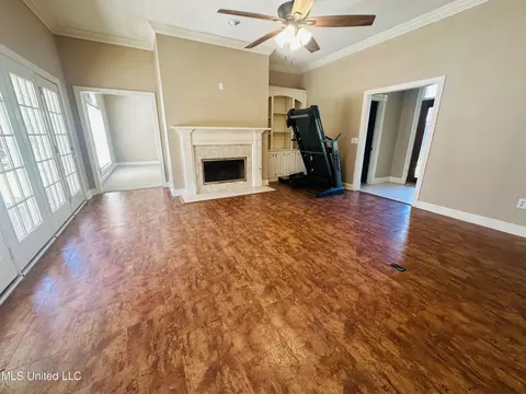 Living - 143 Timber Green Ln, Canton, MS 39046 photo 1 of 2
