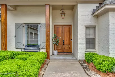 Exterior - 138 Grayhawk Dr, Madison, MS 39110 photo 3 of 13