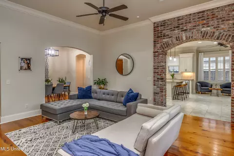 Living - 138 Grayhawk Dr, Madison, MS 39110 photo 1 of 10