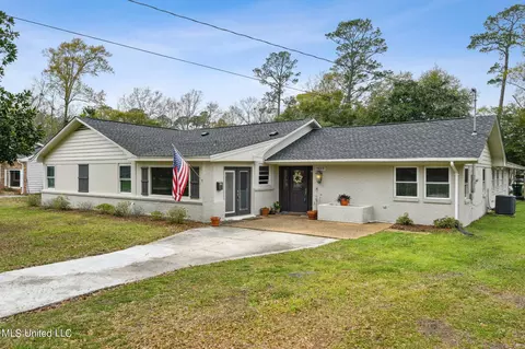 4809 Kendall Ave, Gulfport, MS 39507