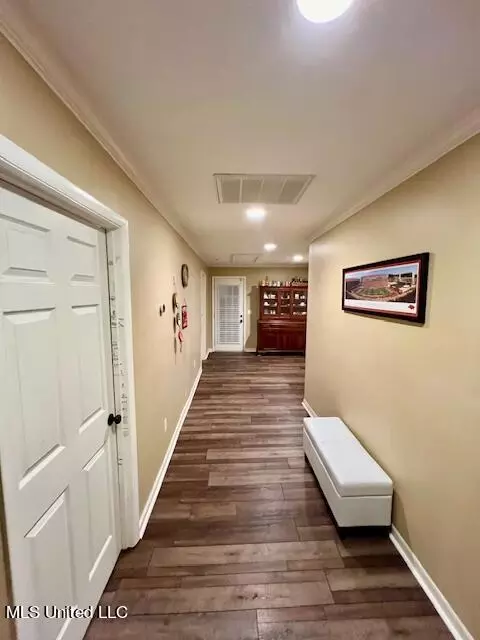 Entry Way - 301 Trace Harbor Rd, Madison, MS 39110 photo 2 of 2