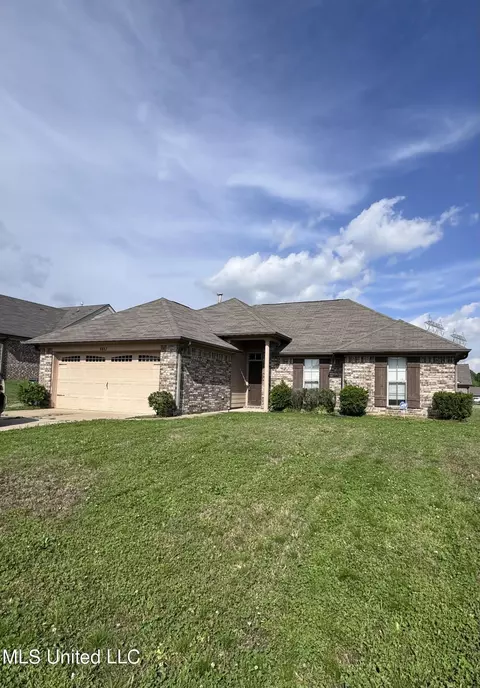 8882 Rasco Hills Cv, Southaven, MS 38671