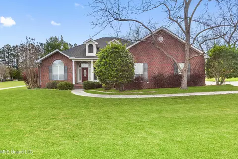 15632 Orchard Dr, Gulfport, MS 39503