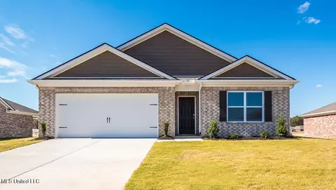 5382 Alpine Dr, Horn Lake, MS 38637