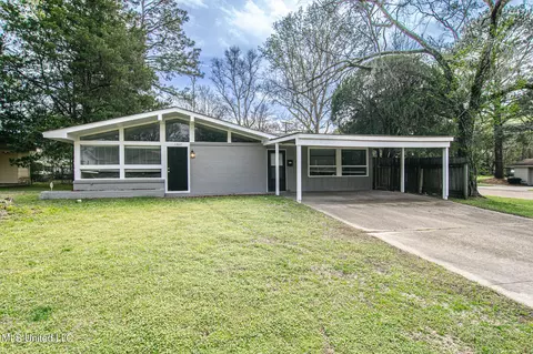 1307 Springdale Dr, Jackson, MS 39211