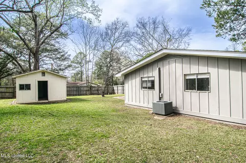 Exterior - 1307 Springdale Dr, Jackson, MS 39211 photo 3 of 3